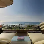 Hotel H10 Conquistador