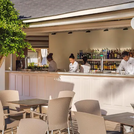 Hotel H10 Conquistador 4*