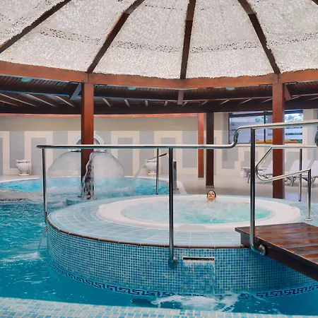 H10 Conquistador Hotel 4*