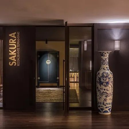 Hotel H10 Conquistador