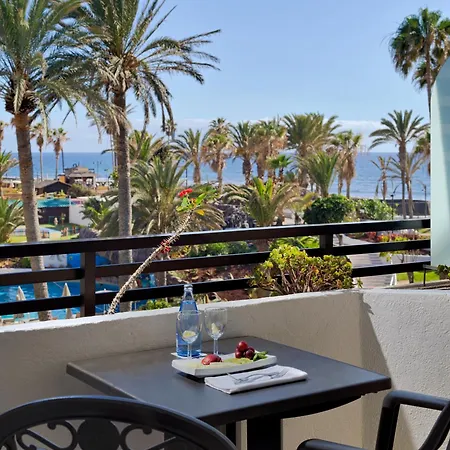 أتش10 كونكويستادور 4*