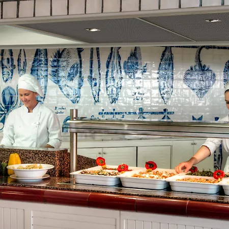 أتش10 كونكويستادور بلايا ذي لاس أميريكاس