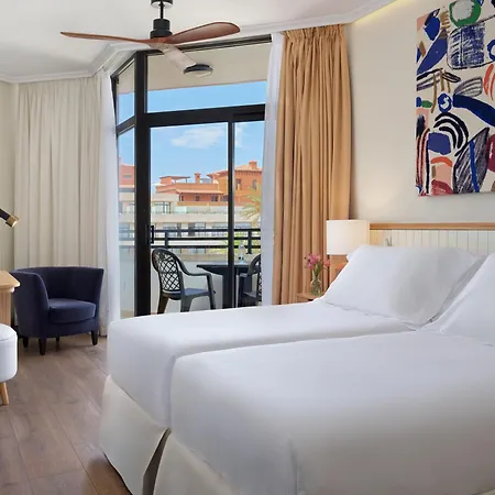 أتش10 كونكويستادور 4*