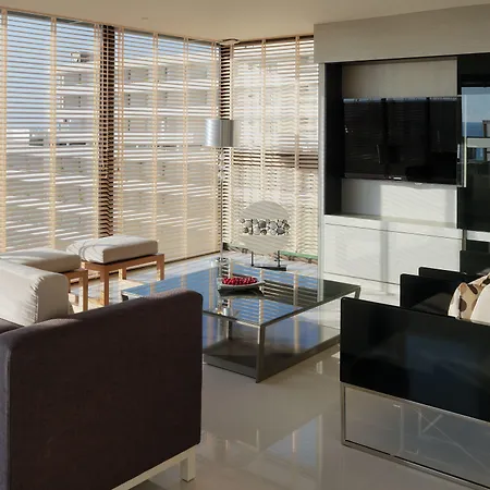 أتش10 كونكويستادور