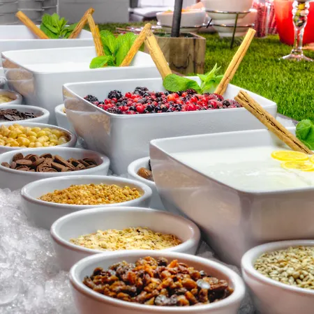 أتش10 كونكويستادور فندق 4*