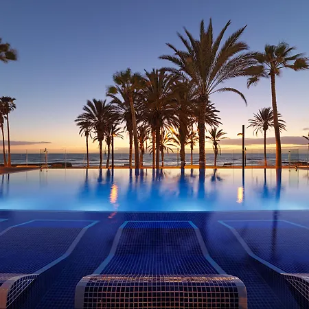 أتش10 كونكويستادور فندق بلايا ذي لاس أميريكاس