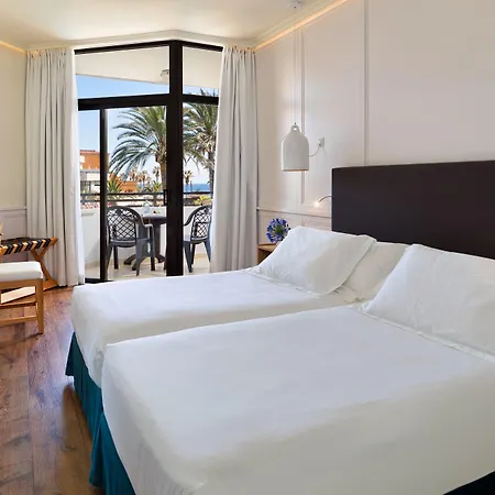 أتش10 كونكويستادور 4* بلايا ذي لاس أميريكاس