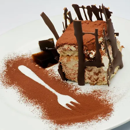 أتش10 كونكويستادور فندق بلايا ذي لاس أميريكاس